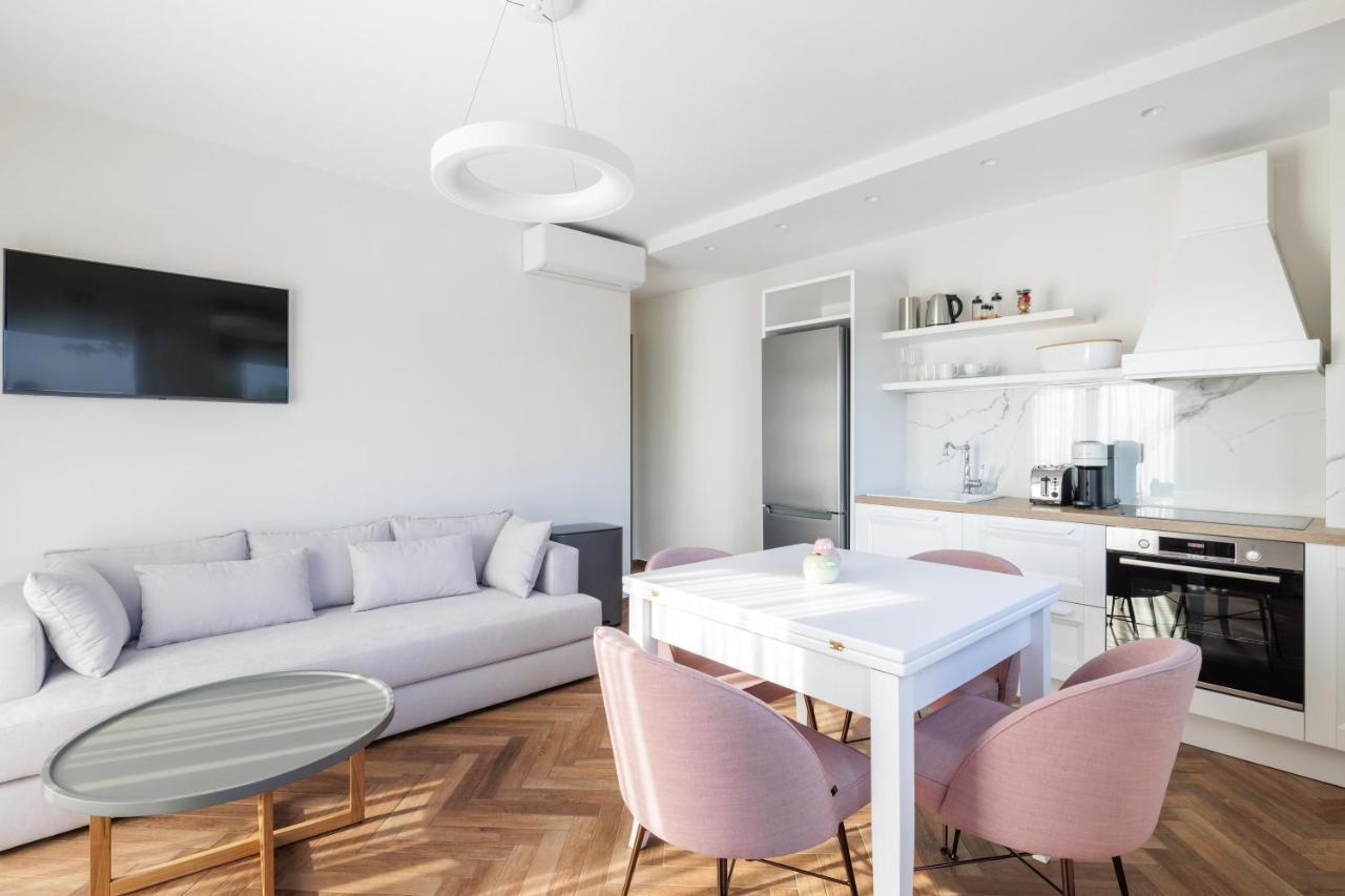 Helia All Seasons Apartments 阿斯特里斯 外观 照片